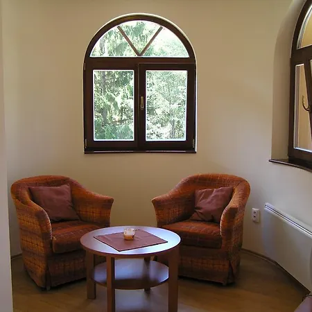 Apartman Oranz *